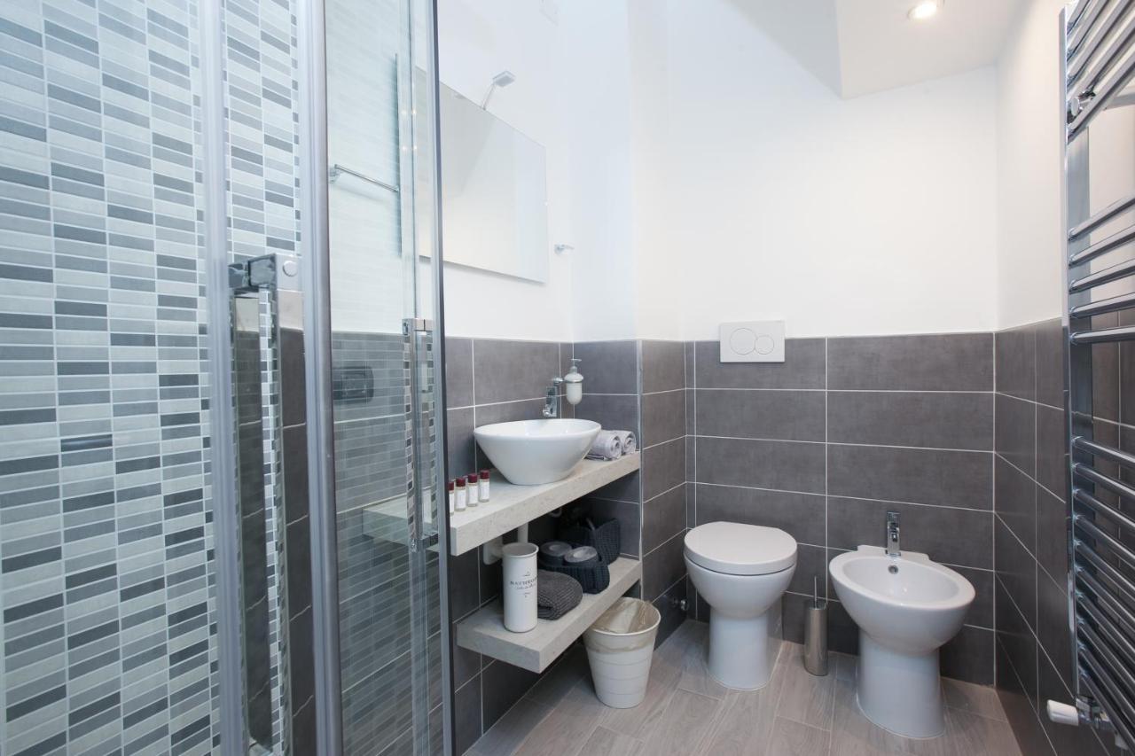 Amazing And New Penthouse In City Center Milan Extérieur photo