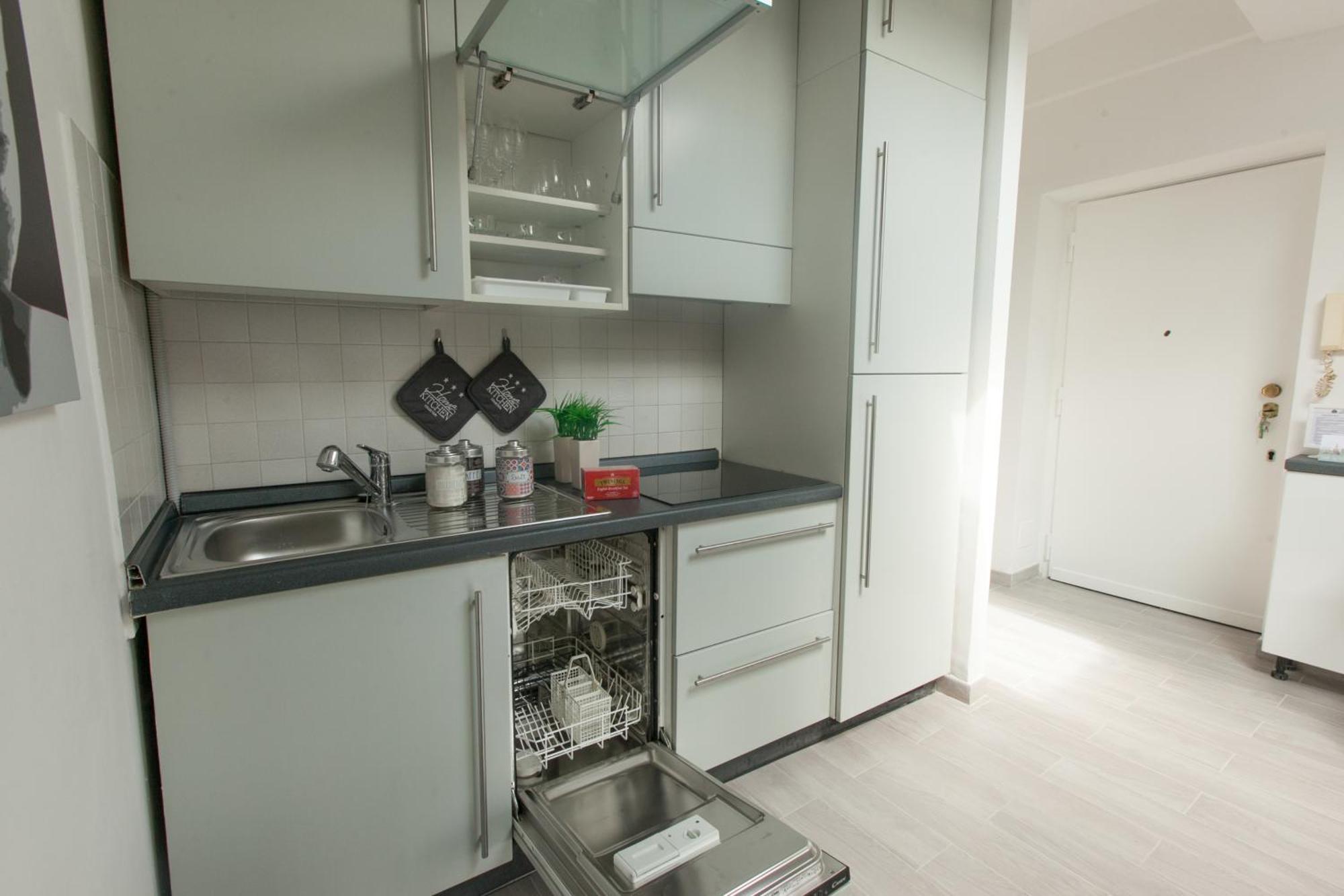 Amazing And New Penthouse In City Center Milan Extérieur photo